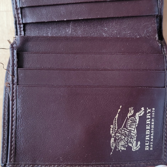 Burberry Haymarket wallet - Picture 4 of 16